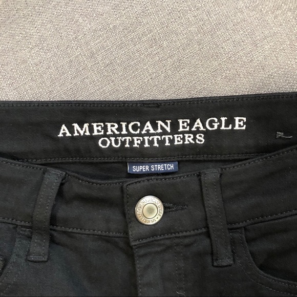American Eagle Outfitters Black Denim Shorts - Picture 3 of 6